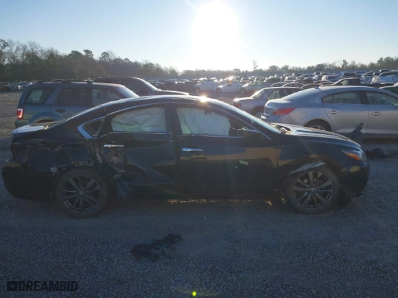 2018 Nissan Altima 2.5 SV with VIN 1N4AL3AP0JC206319, listed as a IAAI auction lot 41296685 with 96,103 mi miles. Bid and sale history available at carsss.com. Image 14.