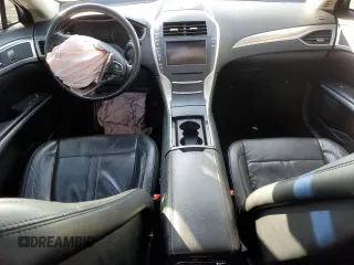 2016 Lincoln MKZ with VIN 3LN6L2GK2GR632038, listed as a Copart auction lot 86436164 with Not Provided miles and Salvage Title. Bid and sale history available at DreamBid. Image 8.