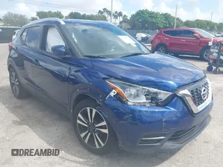 2020 Nissan Kicks SV with VIN 3N1CP5CV2LL490321, listed as a IAAI auction lot 41954807 with 105,568 mi miles. Bid and sale history available at carsss.com. Image 6.