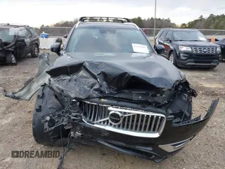 2022 Volvo XC90 Inscription z VIN YV4A22PL2N1851936, wystawiony jako IAAI lot #41258189 z przebiegiem 49 640 mil mil oraz . Historia ofert i sprzedaży dostępna na DreamBid. Obrazek 13.
