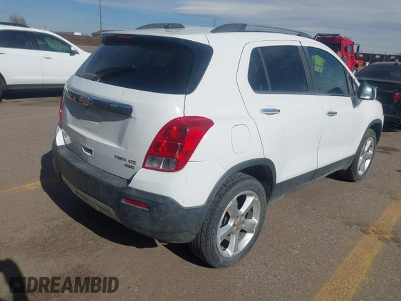 2016 Chevrolet Trax LTZ with VIN 3GNCJRSB4GL165194, listed as a IAAI auction lot 41754666 with 152,471 mi miles. Bid and sale history available at carsss.com. Image 4.