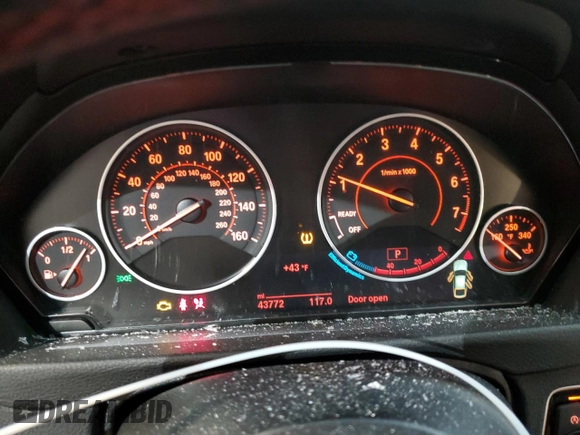 2018 BMW 3 Series 330i xDrive with VIN WBA8Z9C55JB220404, listed as a Copart auction lot 50084984 with 43,772 mi miles. Bid and sale history available at carsss.com. Image 9.