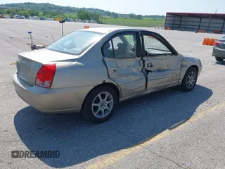 2005 Hyundai Elantra GLS z VIN KMHDN46D65U010337, wystawiony jako IAAI lot #42254860 z przebiegiem 285 740 mil mil oraz . Historia ofert i sprzedaży dostępna na DreamBid. Obrazek 4.