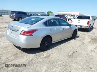 2015 Nissan Altima SL with VIN 1N4AL3AP9FC260919, listed as a IAAI auction lot 41986331 with 145,634 mi miles and . Bid and sale history available at DreamBid. Image 4.