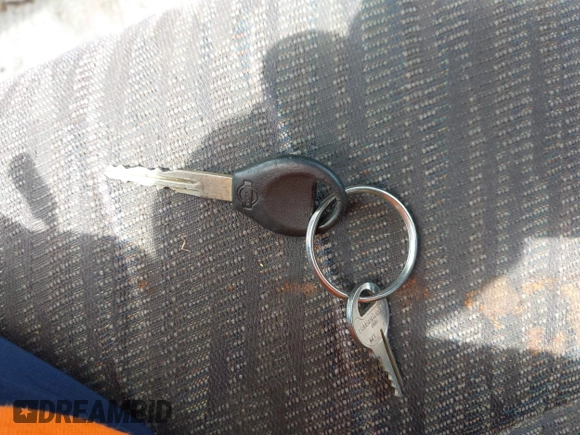 1999 Nissan Frontier XE z VIN 1N6ED26Y6XC301588, wystawiony jako IAAI lot #42703428 z przebiegiem Nie podano mil oraz . Historia ofert i sprzedaży dostępna na DreamBid. Obrazek 11.