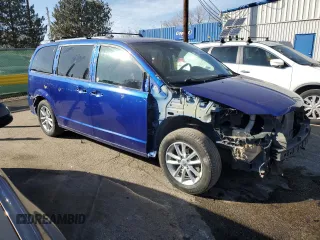 2019 Dodge Grand Caravan SXT with VIN 2C4RDGCG0KR699507, listed as a Copart auction lot 47245015 with 100,034 mi miles and Salvage Title. Bid and sale history available at carsss.com. Image 4.