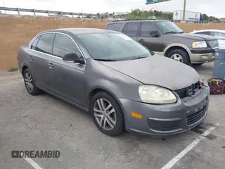 2005 Volkswagen Jetta 2.5L с VIN 3VWSG71K25M612263, выставлен на аукционе IAAI как лот 42057613 с пробегом 148 510 миль миль и . История ставок и продаж доступна на DreamBid. Изображение 1.