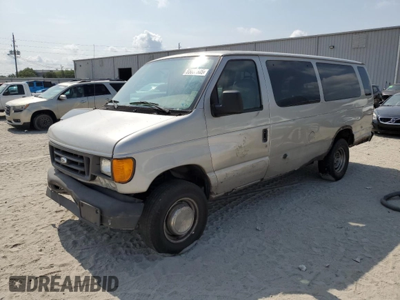 2003 Ford Econoline Passenger XL z VIN 1FBSS31S13HB64470, wystawiony jako Copart lot #55650805 z przebiegiem 278 968 mil mil oraz Szkoda całkowita • Salvage title. Historia ofert i sprzedaży dostępna na DreamBid. Obrazek 1.