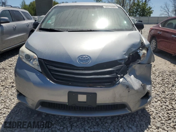 2015 Toyota Sienna L with VIN 5TDZK3DC3FS641656, listed as a Copart auction lot 56275585 with 136,382 mi miles and Clean Title. Bid and sale history available at DreamBid. Image 5.