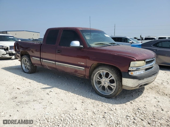 2000 Chevrolet Silverado 1500 LS with VIN 2GCEC19TXY1389813, listed as a Copart auction lot 50542285 with 337,302 mi miles and Salvage Title. Bid and sale history available at carsss.com. Image 4.