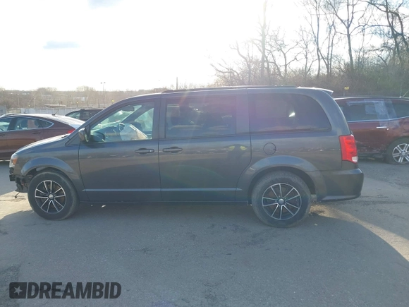 2018 Dodge Grand Caravan SE Plus with VIN 2C4RDGBG9JR304692, listed as a IAAI auction lot 41568591 with 48,139 mi miles and . Bid and sale history available at DreamBid. Image 15.