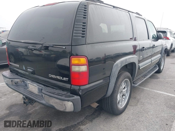 2003 Chevrolet Suburban LT z VIN 3GNFK16Z33G213287, wystawiony jako IAAI lot #41670719 z przebiegiem 190 245 mil mil oraz . Historia ofert i sprzedaży dostępna na DreamBid. Obrazek 4.