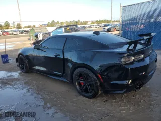 2022 Chevrolet Camaro ZL1 with VIN 1G1FK1R63N0133210, listed as a Copart auction lot 72523304 with 13,356 mi miles and Salvage Title. Bid and sale history available at carsss.com. Image 2.