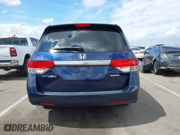 2017 Honda Odyssey SE with VIN 5FNRL5H30HB025472, listed as a IAAI auction lot 42212081 with 33,557 mi miles and . Bid and sale history available at carsss.com. Image 17.