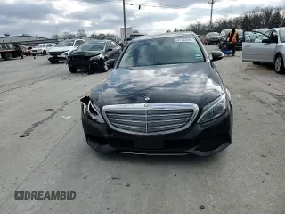 2016 Mercedes-Benz C 300 z VIN 55SWF4JBXGU172322, wystawiony jako Copart lot #41702295 z przebiegiem 131 977 mil mil oraz Szkoda całkowita • Salvage title. Historia ofert i sprzedaży dostępna na DreamBid. Obrazek 11.