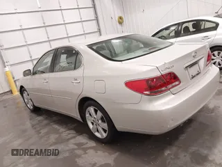 2005 Lexus ES 330 with VIN JTHBA30G555118414, listed as a IAAI auction lot 41855659 with 96,335 mi miles. Bid and sale history available at carsss.com. Image 14.