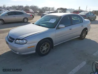 2001 Chevrolet Malibu LS with VIN 1G1NE52J216211458, listed as a IAAI auction lot 41463419 with 177,790 mi miles. Bid and sale history available at carsss.com. Image 2.
