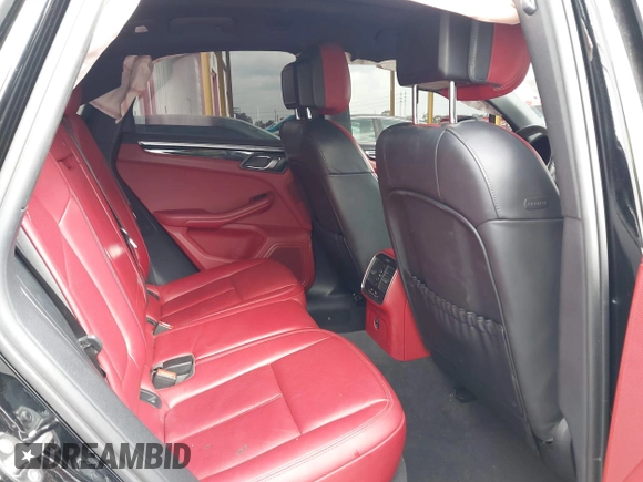 2022 Porsche Macan S with VIN WP1AG2A59NLB24147, listed as a IAAI auction lot 41526910 with 24,026 mi miles and . Bid and sale history available at DreamBid. Image 8.