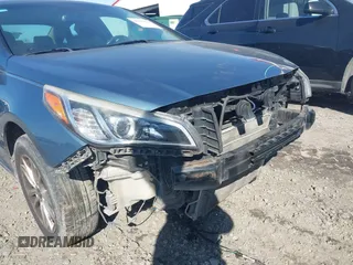 2017 Hyundai Sonata SE with VIN 5NPE24AF5HH506187, listed as a IAAI auction lot 41593078 with 154,549 mi miles. Bid and sale history available at carsss.com. Image 6.