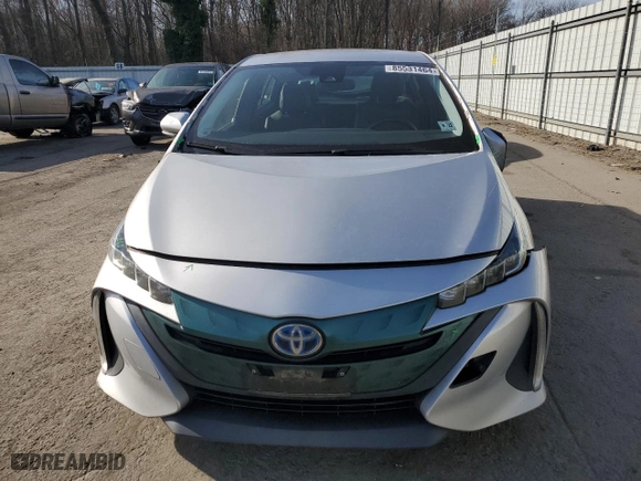 2017 Toyota Prius Prime Plus with VIN JTDKARFP2H3038158, listed as a Copart auction lot 85531464 with 205,965 mi miles and Salvage Title. Bid and sale history available at carsss.com. Image 5.