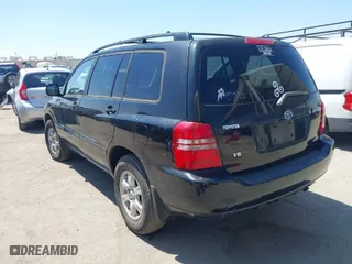 2002 Toyota Highlander with VIN JTEGF21A020031795, listed as a IAAI auction lot 41866834 with 184,789 mi miles. Bid and sale history available at carsss.com. Image 3.