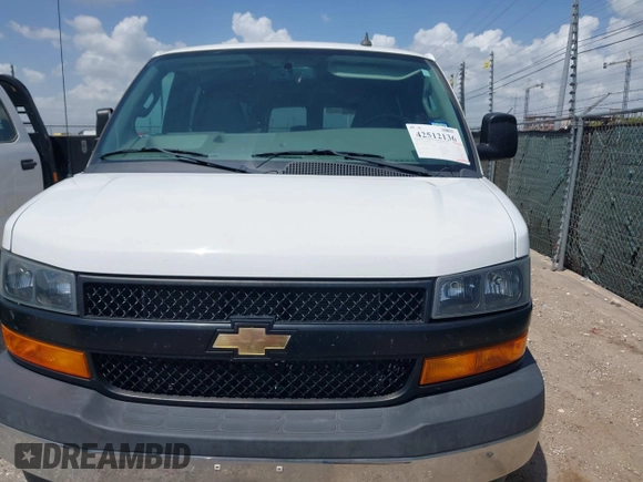 2020 Chevrolet Express Passenger LS с VIN 1GAZGNFG8L1242580, выставлен на аукционе IAAI как лот 42512136 с пробегом 12 339 миль миль и . История ставок и продаж доступна на DreamBid. Изображение 6.