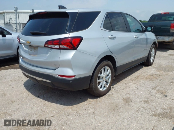 2022 Chevrolet Equinox LT with VIN 2GNAXJEV9N6138247, listed as a IAAI auction lot 42245739 with 192,813 mi miles and . Bid and sale history available at DreamBid. Image 4.
