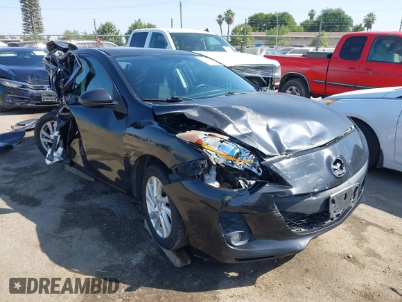 2012 Mazda 3 i Touring z VIN JM1BL1V84C1608512, wystawiony jako IAAI lot #42441391 z przebiegiem 167 292 mil mil oraz . Historia ofert i sprzedaży dostępna na DreamBid. Obrazek 1.