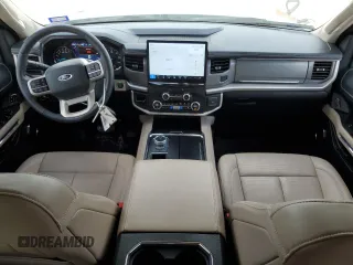 2022 Ford Expedition XLT with VIN 1FMJU1HT0NEA49153, listed as a Copart auction lot 69205714 with 26,429 mi miles and Salvage Title. Bid and sale history available at carsss.com. Image 8.