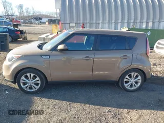 2015 Kia Soul + with VIN KNDJP3A53F7217571, listed as a IAAI auction lot 41690562 with 44,655 mi miles and . Bid and sale history available at DreamBid. Image 14.