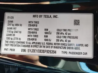 2025 Tesla Model 3 Long Range with VIN 5YJ3E1EB3SF926394, listed as a IAAI auction lot 42249844 with 1,090 mi miles and . Bid and sale history available at DreamBid. Image 9.