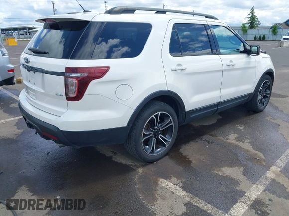 2015 Ford Explorer Sport z VIN 1FM5K8GT0FGA87473, wystawiony jako IAAI lot #42272510 z przebiegiem 123 443 mil mil oraz . Historia ofert i sprzedaży dostępna na DreamBid. Obrazek 4.