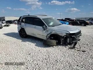 2024 Jeep Grand Cherokee Laredo с VIN 1C4RJHAG0RC123789, выставлен на аукционе Copart как лот 74106504 с пробегом Не указан миль и Списание • Salvage title. История ставок и продаж доступна на DreamBid. Изображение 12.