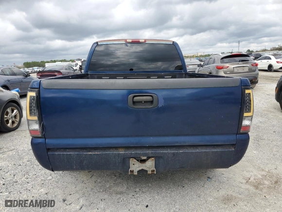 2003 GMC Sierra 1500 SLT with VIN 1GTEC19T33Z313379, listed as a Copart auction lot 48126095 with 256,458 mi miles and Salvage Title. Bid and sale history available at carsss.com. Image 6.