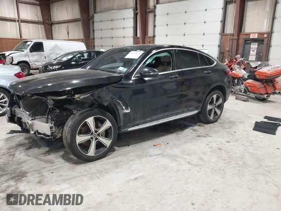 2018 Mercedes-Benz GLC with VIN WDC0J4KB5JF478457, listed as a IAAI auction lot 41584615 with 145,773 mi miles. Bid and sale history available at carsss.com. Image 18.