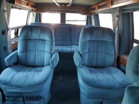 1993 Ford Econoline Cargo with VIN 1FDEE14N5PHB25182, listed as a Copart auction lot 79466974 with 140,129 mi miles and Clean Title. Bid and sale history available at carsss.com. Image 10.