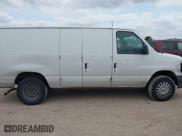 2013 Ford Econoline Cargo Commercial with VIN 1FTNE2EW3DDA65407, listed as a IAAI auction lot 42032437 with 343,429 mi miles and . Bid and sale history available at DreamBid. Image 13.