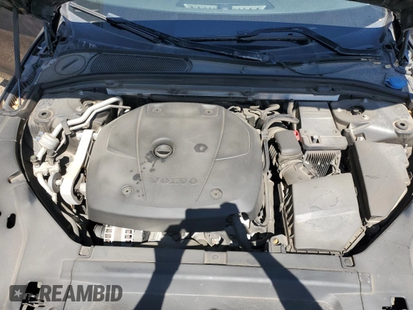 2017 Volvo S90 Momentum with VIN YV1A22MK8H1004500, listed as a Copart auction lot 49514025 with 85,847 mi miles and Clean Title. Bid and sale history available at carsss.com. Image 11.