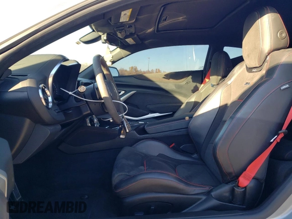 2023 Chevrolet Camaro ZL1 with VIN 1G1FK1R64P0156885, listed as a Copart auction lot 81836734 with 21,588 mi miles and Clean title. Bid and sale history available at DreamBid. Image 7.