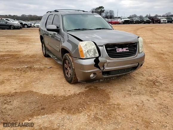 2007 GMC Yukon SLE with VIN 1GKFC13J17J132060, listed as a Copart auction lot 86056984 with 0 mi miles and Salvage Title. Bid and sale history available at carsss.com. Image 12.