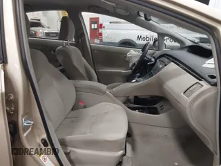 2011 Toyota Prius I with VIN JTDKN3DU0B0272740, listed as a IAAI auction lot 41212915 with 105,587 mi miles and . Bid and sale history available at DreamBid. Image 5.