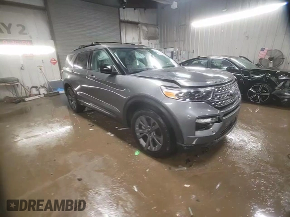 2023 Ford Explorer XLT with VIN 1FMSK8DH2PGA99063, listed as a Copart auction lot 48875855 with 50,106 mi miles and Salvage Title. Bid and sale history available at carsss.com. Image 14.