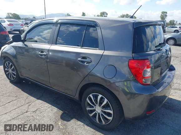 2009 Scion xD z VIN JTKKU10489J038212, wystawiony jako IAAI lot #42239564 z przebiegiem 186 514 mil mil oraz . Historia ofert i sprzedaży dostępna na DreamBid. Obrazek 3.