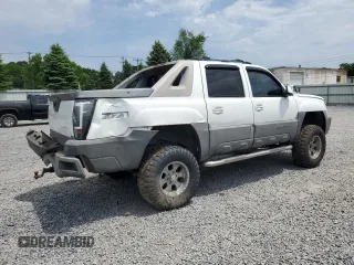 2004 Chevrolet Avalanche Z71 with VIN 3GNEK12T84G205880, listed as a Copart auction lot 60917865 with 235,708 mi miles and Salvage title. Bid and sale history available at DreamBid. Image 3.