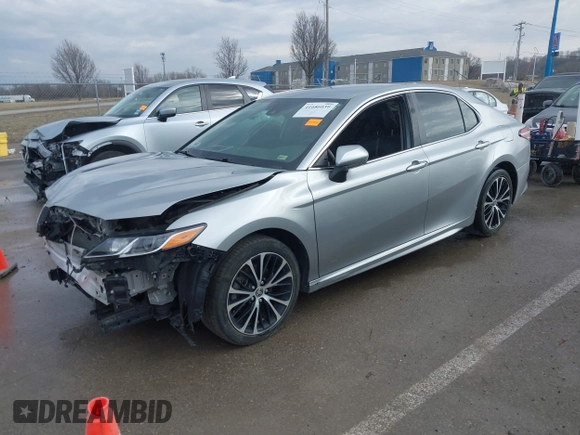 2020 Toyota Camry SE with VIN 4T1G11AK0LU978895, listed as a IAAI auction lot 41686039 with 106,413 mi miles. Bid and sale history available at carsss.com. Image 19.