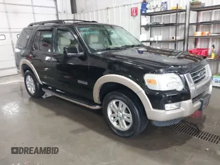 2008 Ford Explorer Eddie Bauer with VIN 1FMEU74E18UB19264, listed as a IAAI auction lot 41826554 with 178,905 mi miles. Bid and sale history available at carsss.com. Image 1.