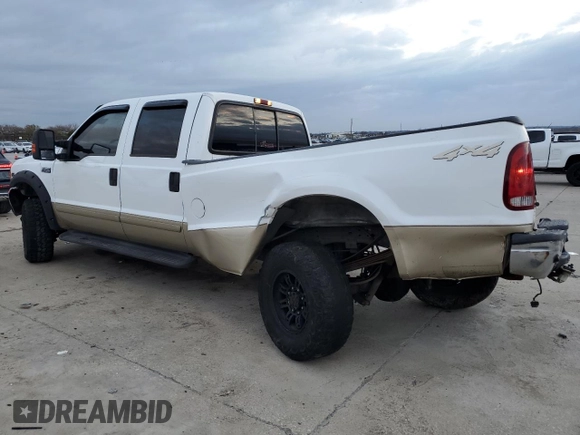 2001 Ford Super Duty F-250 XL with VIN 1FTNW21S81EB16308, listed as a Copart auction lot 85760504 with 291,738 mi miles and Salvage Title. Bid and sale history available at carsss.com. Image 2.
