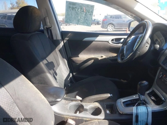 2013 Nissan Sentra SR with VIN 3N1AB7AP7DL659367, listed as a IAAI auction lot 40633797 with 83,041 mi miles. Bid and sale history available at carsss.com. Image 5.