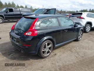 2013 Volvo C30 T5 with VIN YV1672MK4D2308774, listed as a IAAI auction lot 42005076 with 91,921 mi miles and . Bid and sale history available at DreamBid. Image 4.