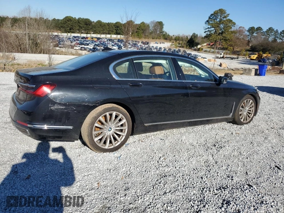 2020 BMW 7 Series 740i xDrive z VIN WBA7T4C06LGF97367, wystawiony jako Copart lot #85320674 z przebiegiem Nie podano mil oraz Szkoda całkowita • Salvage title. Historia ofert i sprzedaży dostępna na DreamBid. Obrazek 3.